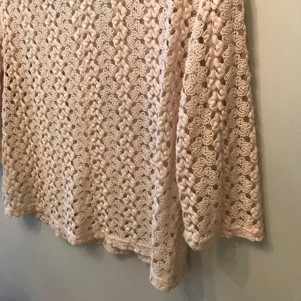 EUC UO Staring at Stars Cream Crochet Shirt XS​​​​​​​